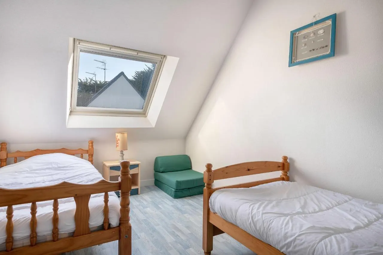Maison Confortable Et Familiale Pour 6 Personnes Sarzeau 0*,  France